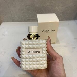 Valentino White Body Wash with Gold Accents